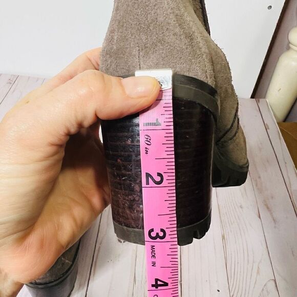 UGG Hazel Brown Taupe Suede Leather Chunky Block Heel Ankle Boots - Picture 10 of 10